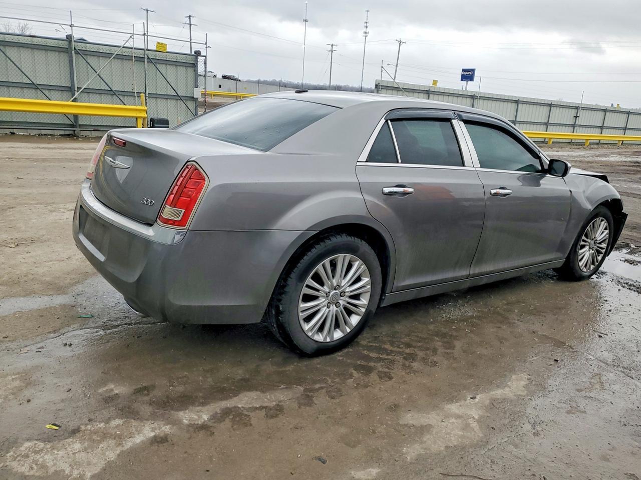 2012 CHRYSLER 300