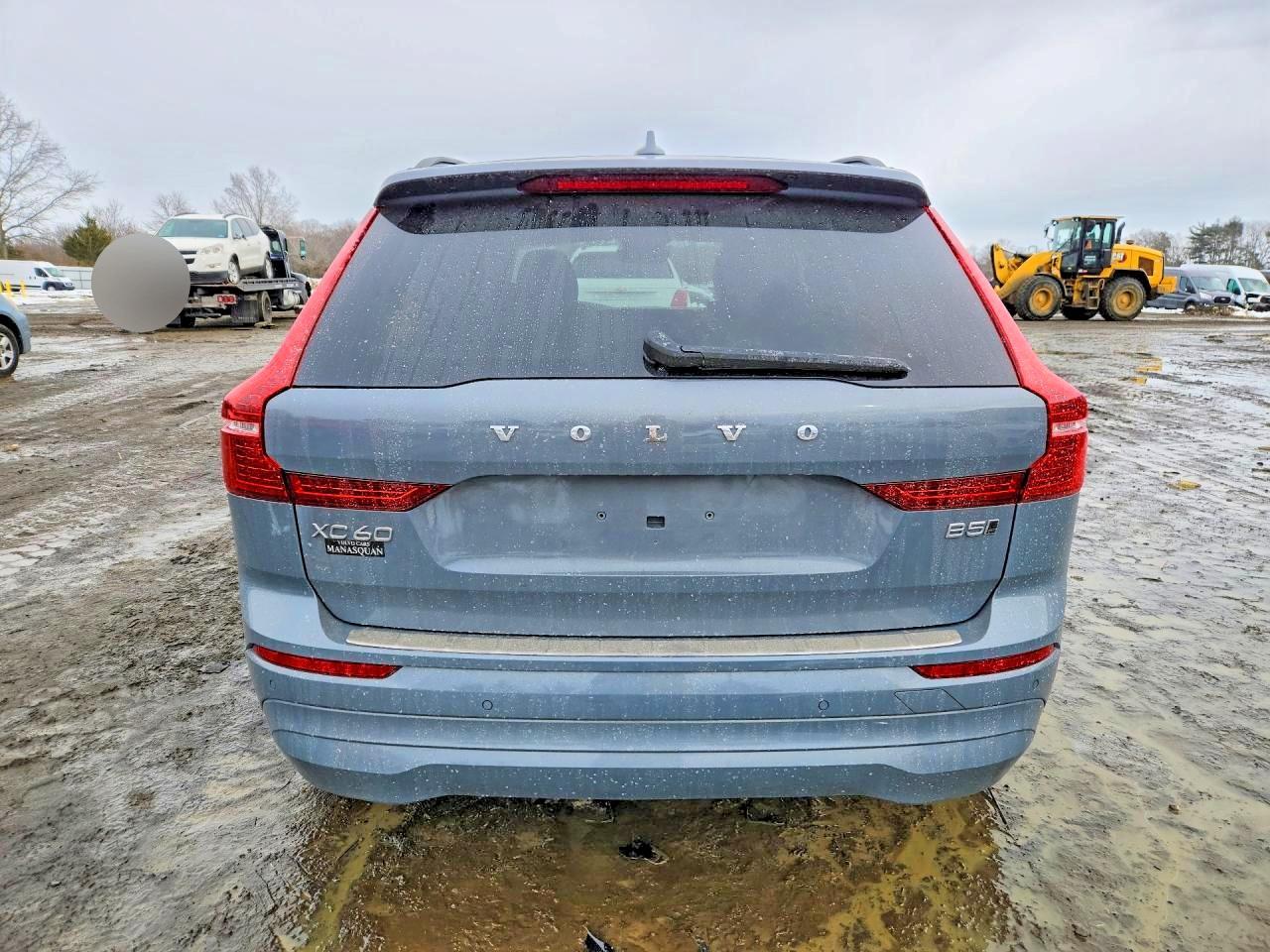 2022 VOLVO XC60