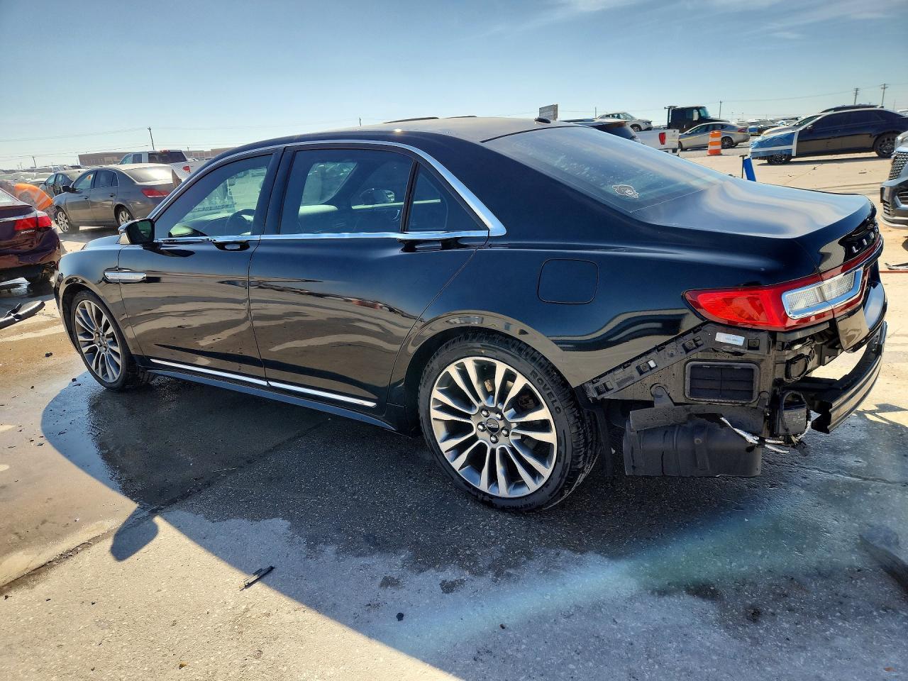 2017 LINCOLN Continental