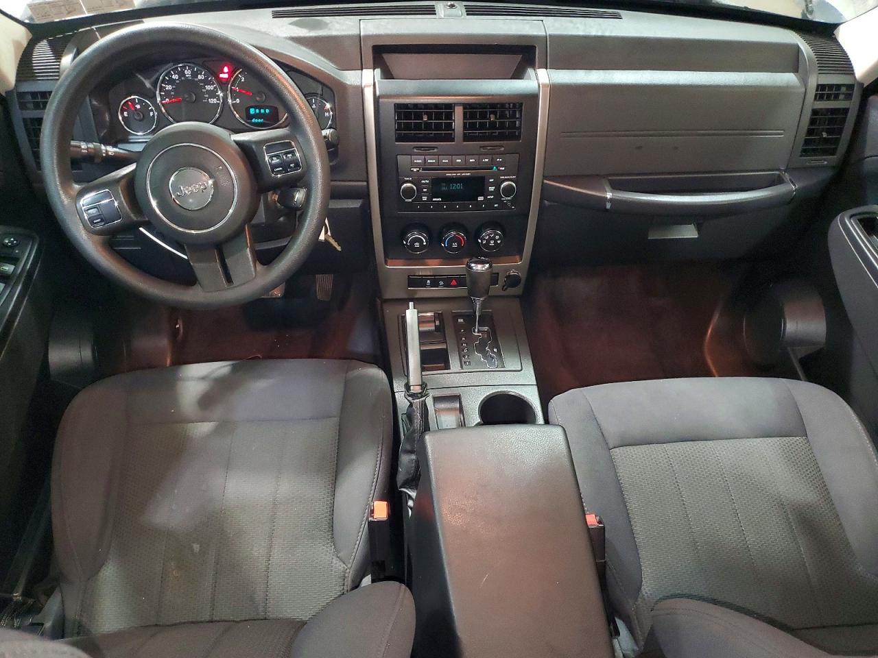 2012 JEEP Liberty