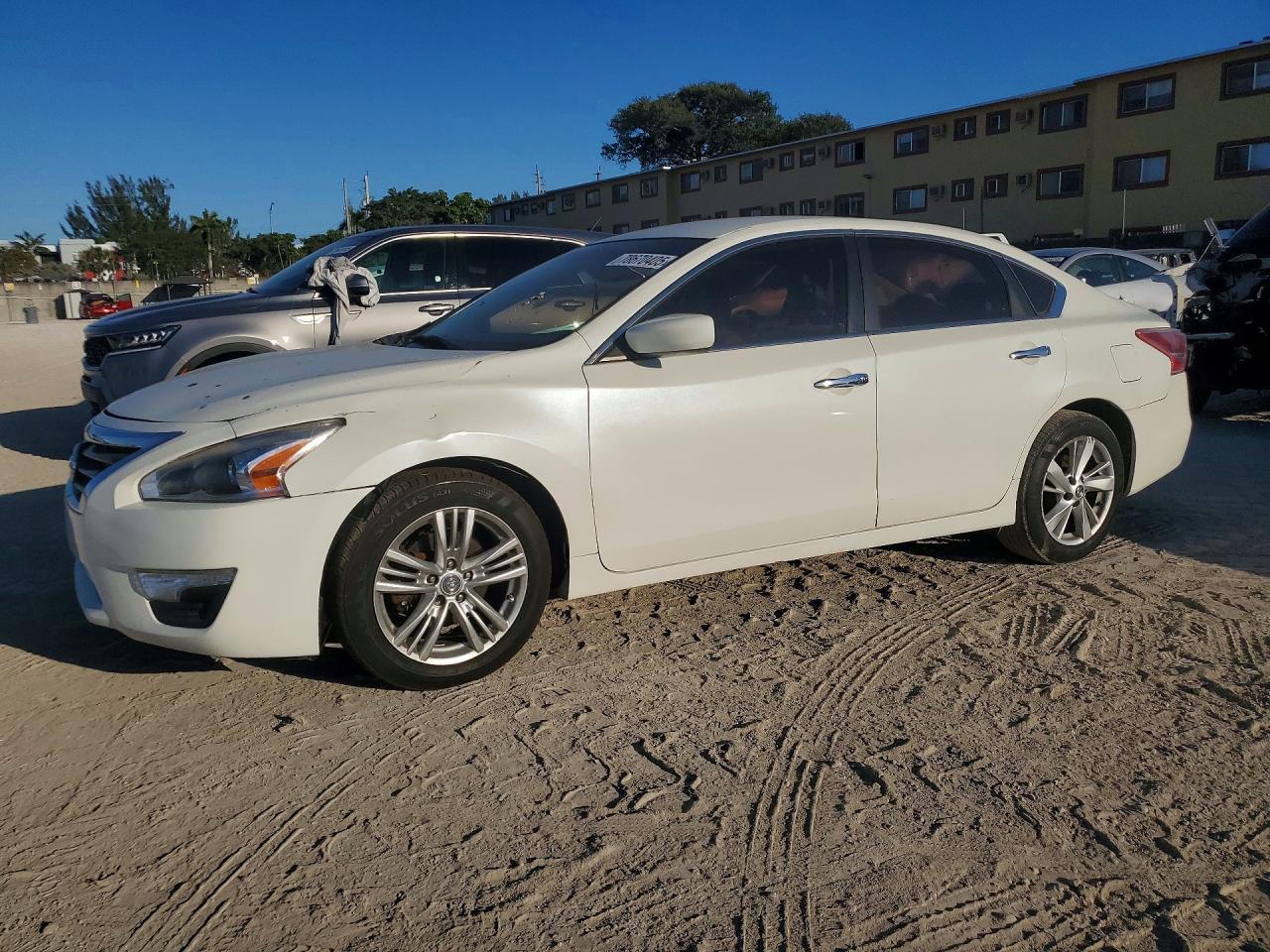2013 NISSAN ALTIMA
