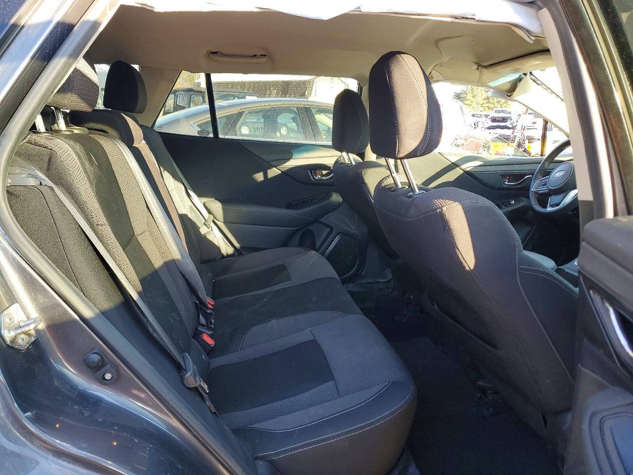 2020 SUBARU Outback