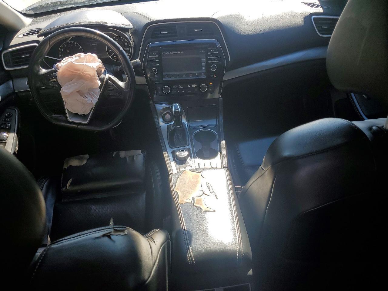 2017 NISSAN Maxima