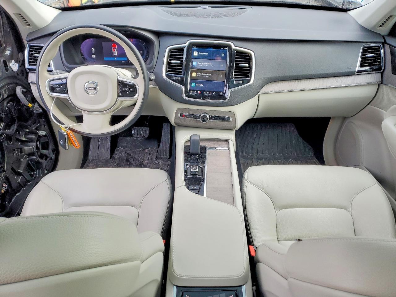 2023 VOLVO XC90