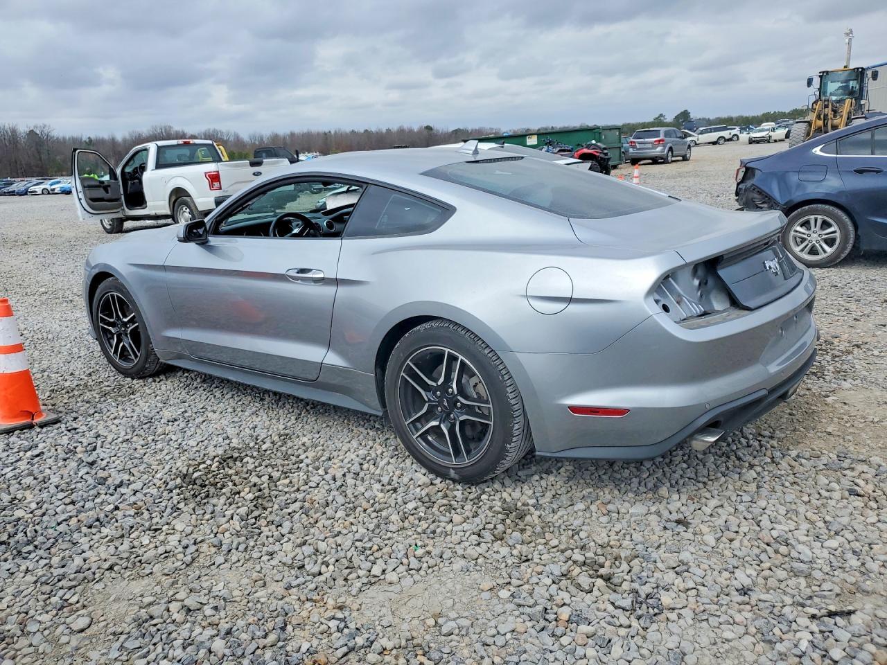 2021 FORD MUSTANG