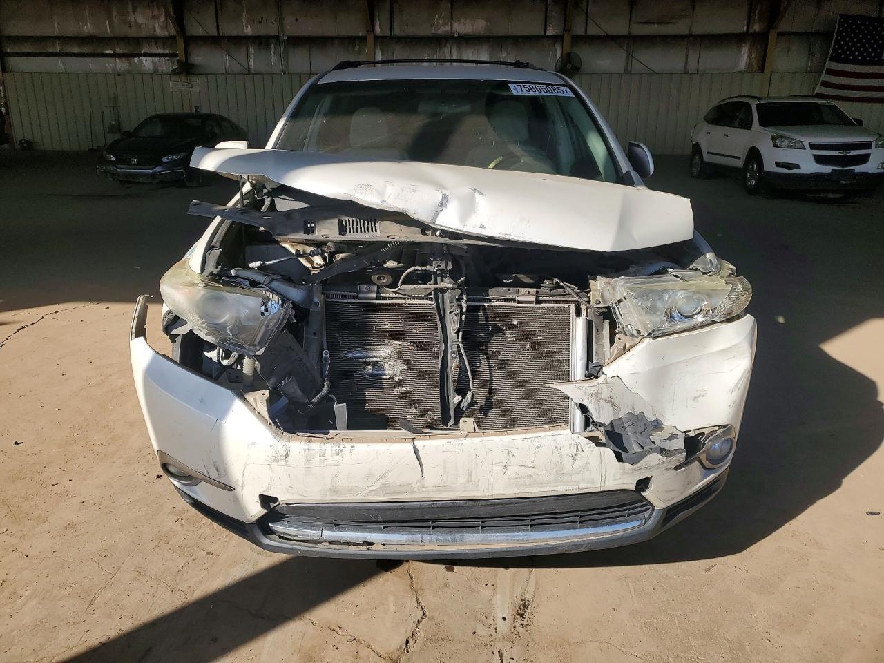 2013 TOYOTA HIGHLANDER