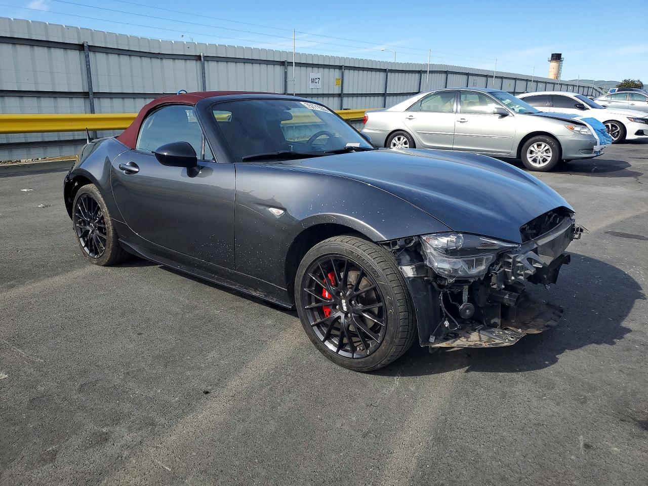 2018 MAZDA MX-5 Miata