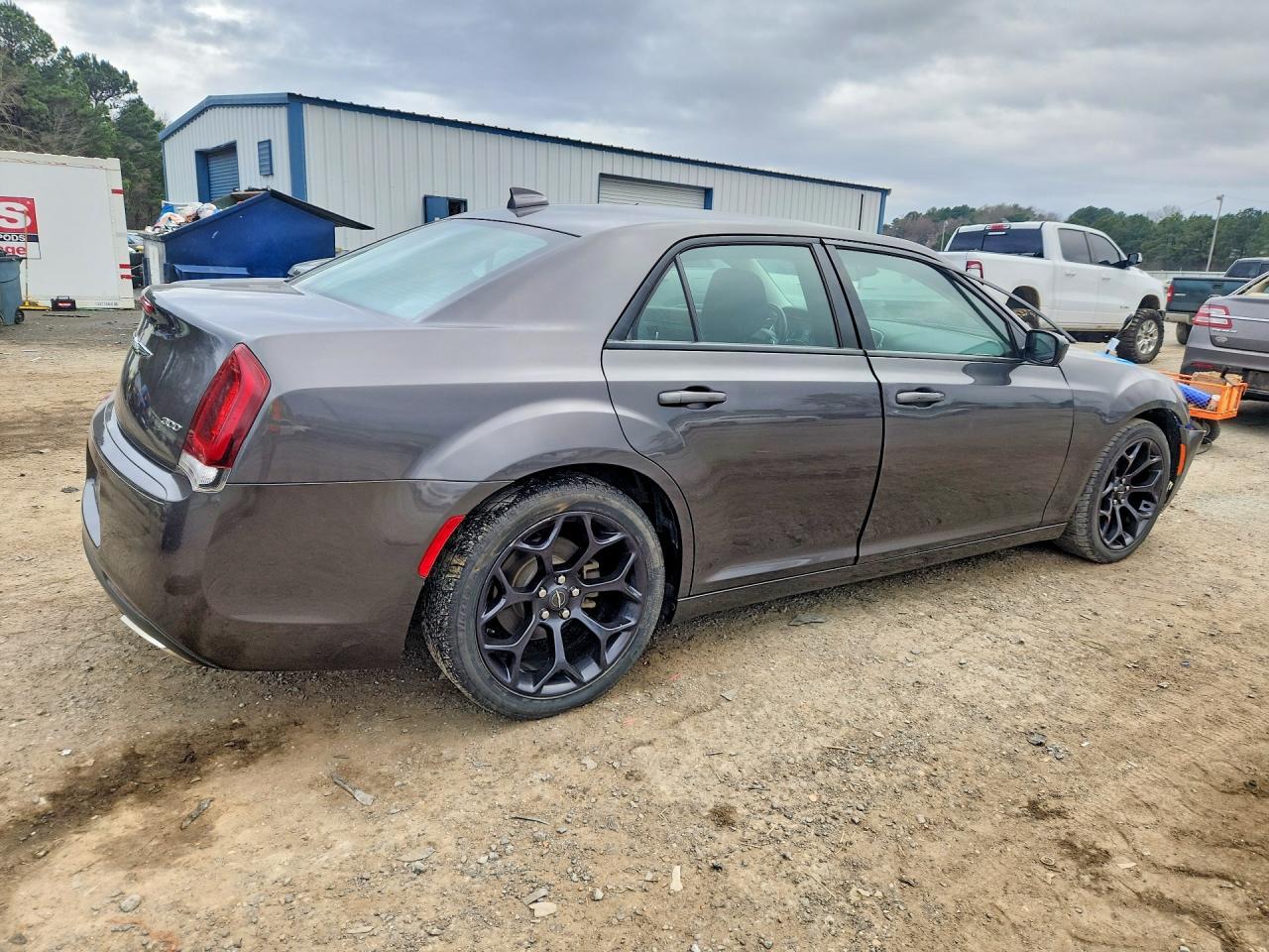 2019 CHRYSLER 300