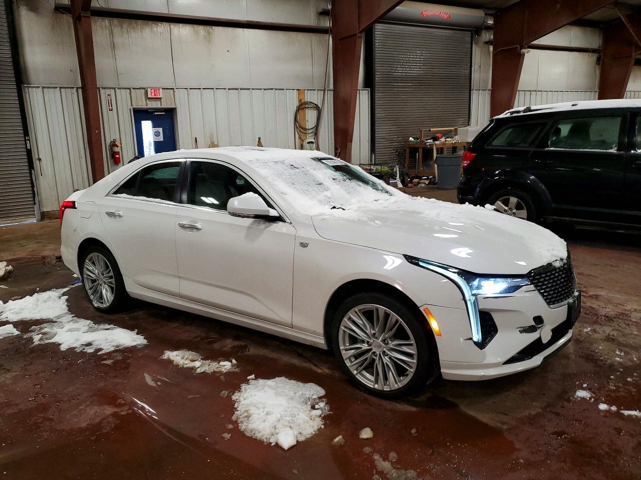 2020 CADILLAC CT4