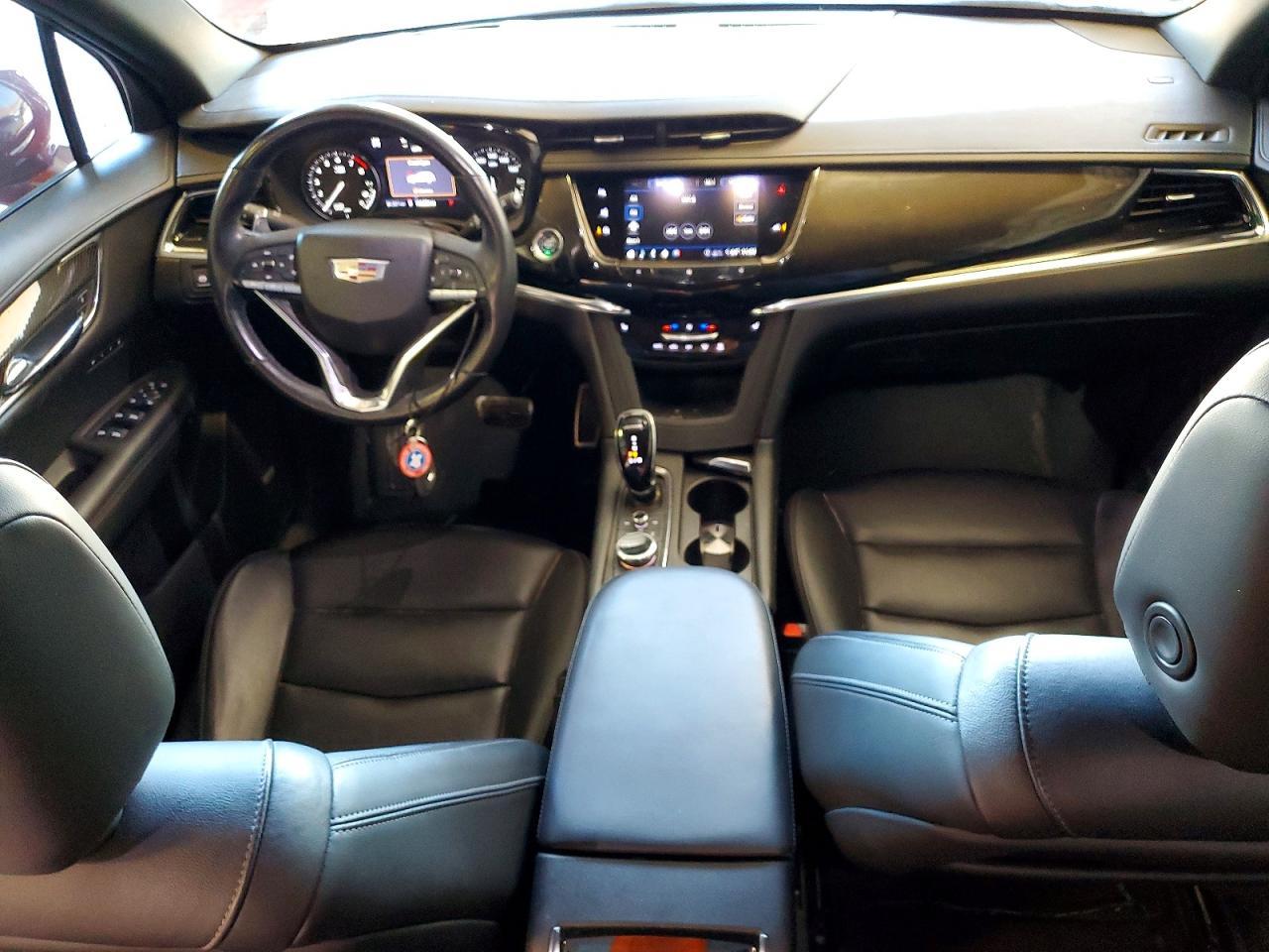 2020 CADILLAC XT6