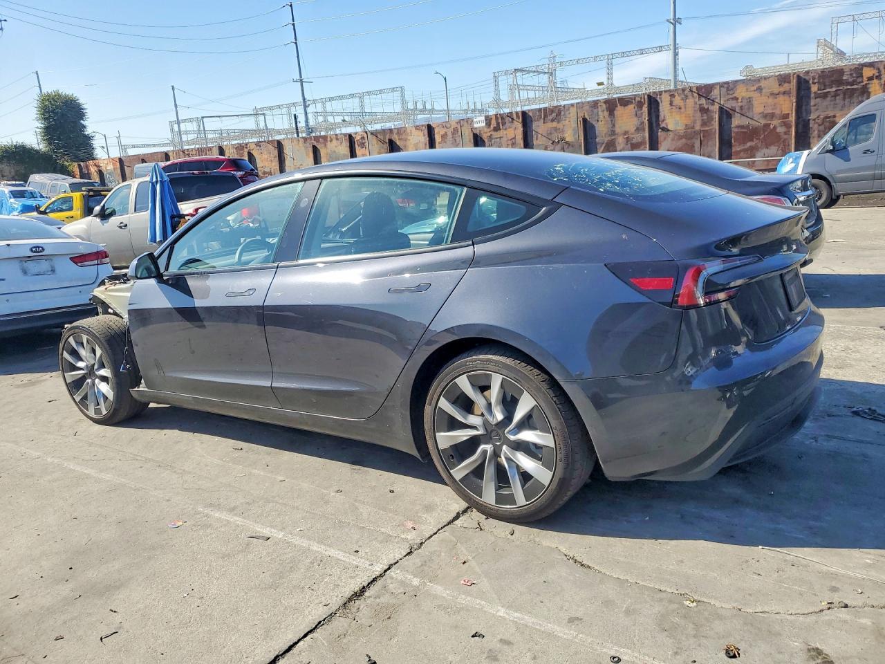 2024 TESLA MODEL 3