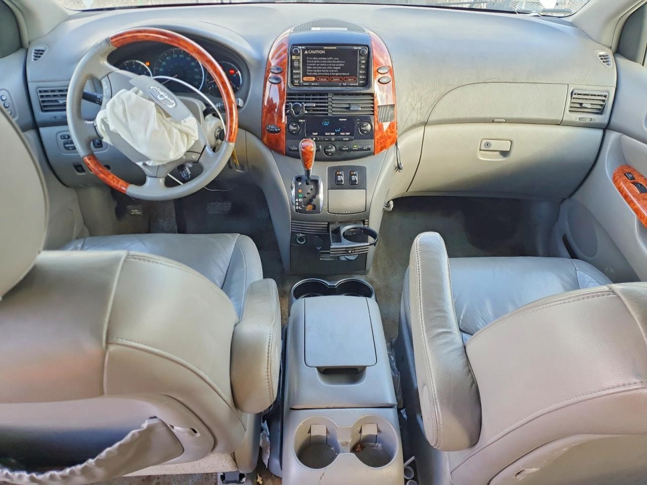 2006 TOYOTA SIENNA