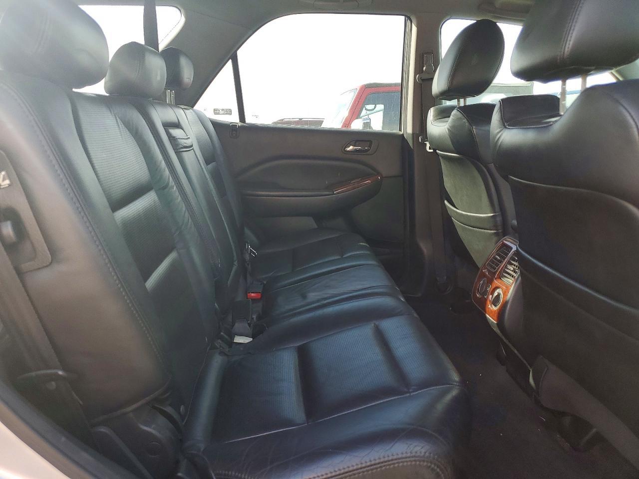2004 ACURA MDX