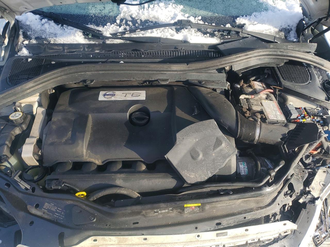 2010 VOLVO XC60