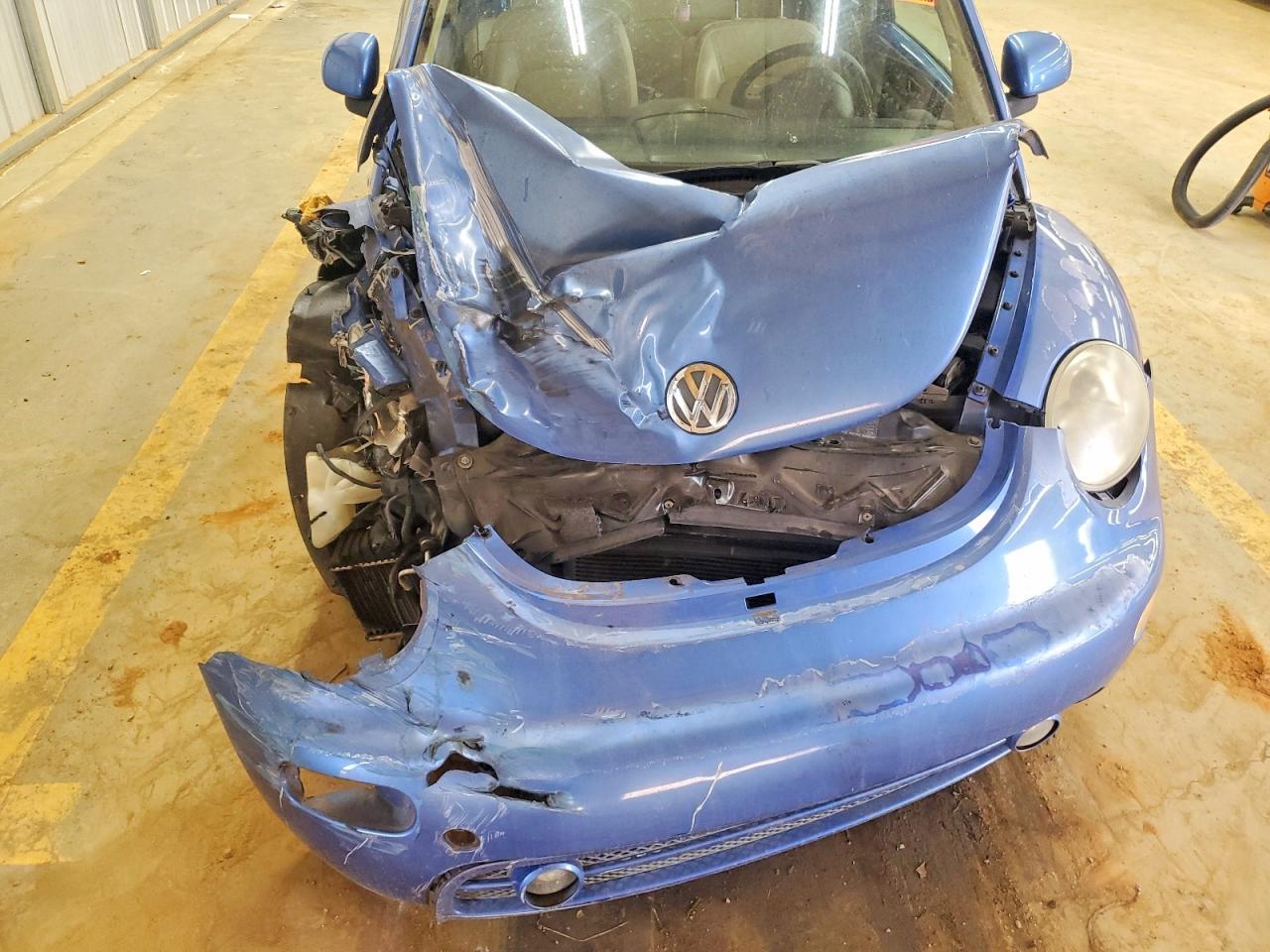 2000 VOLKSWAGEN Beetle