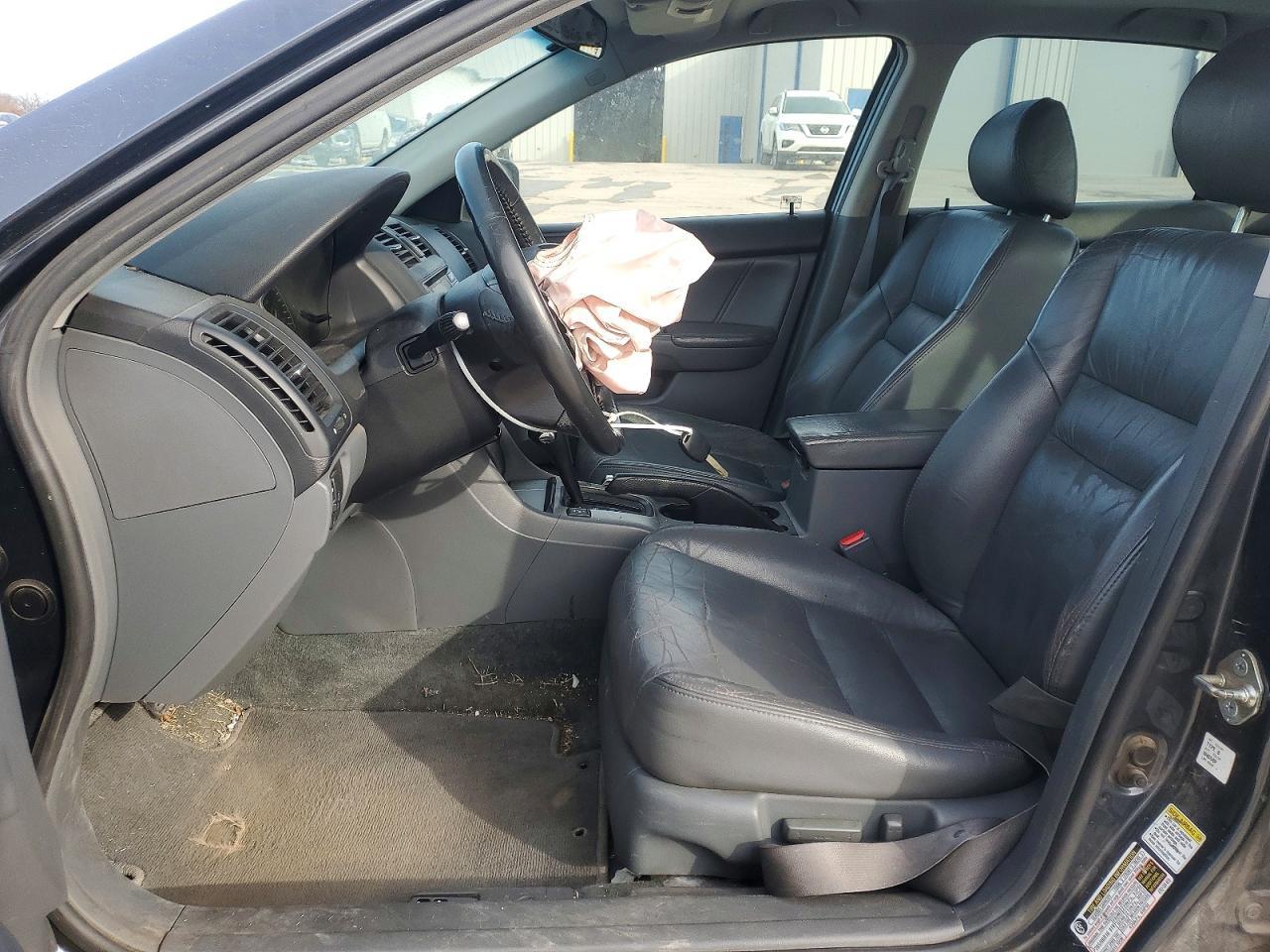 2004 HONDA ACCORD