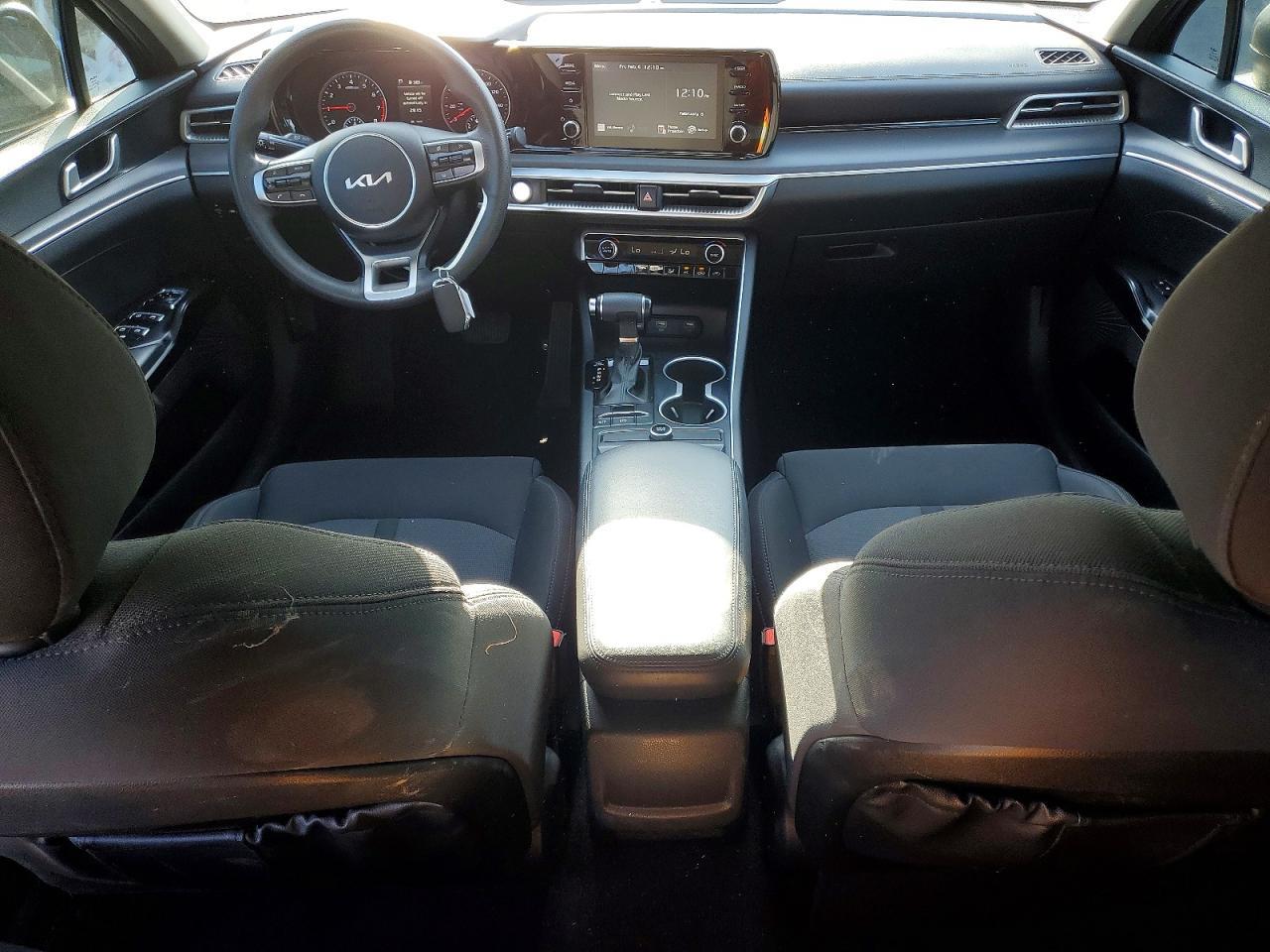 2022 KIA K5