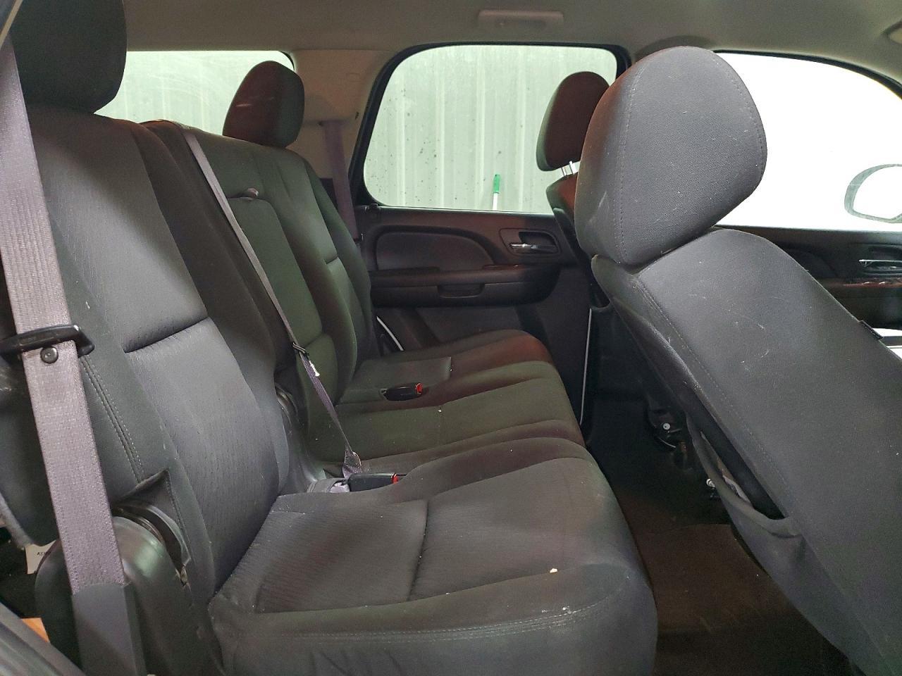2011 CHEVROLET Tahoe