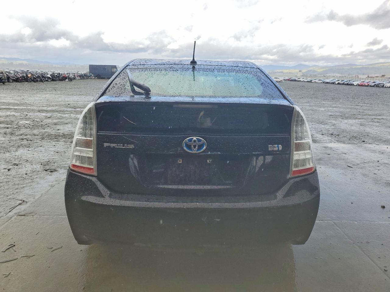 2011 TOYOTA PRIUS
