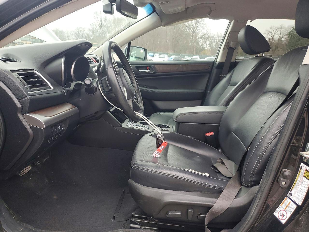 2017 SUBARU Outback