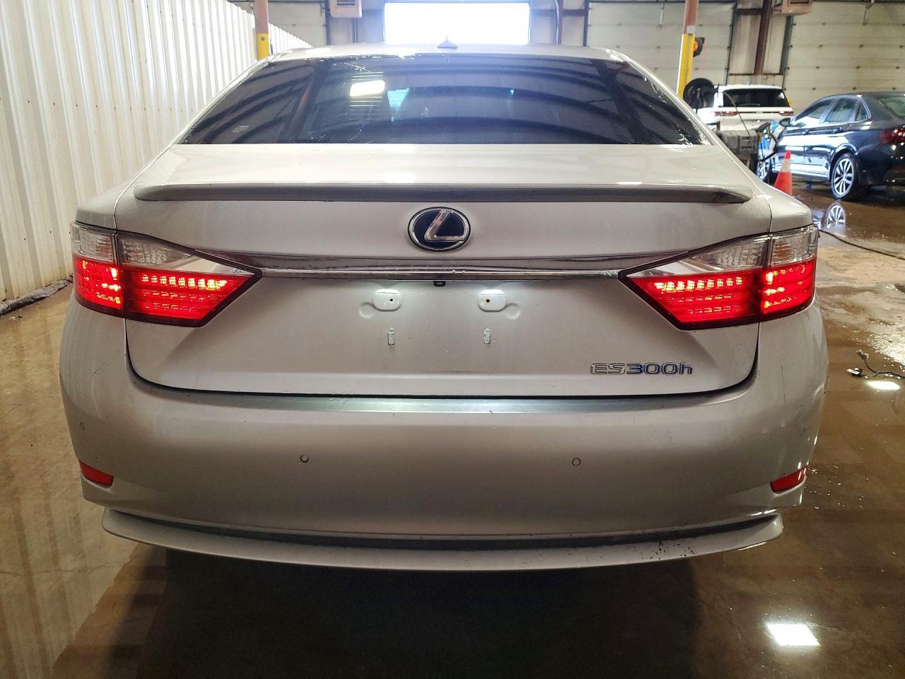2013 LEXUS ES 300H