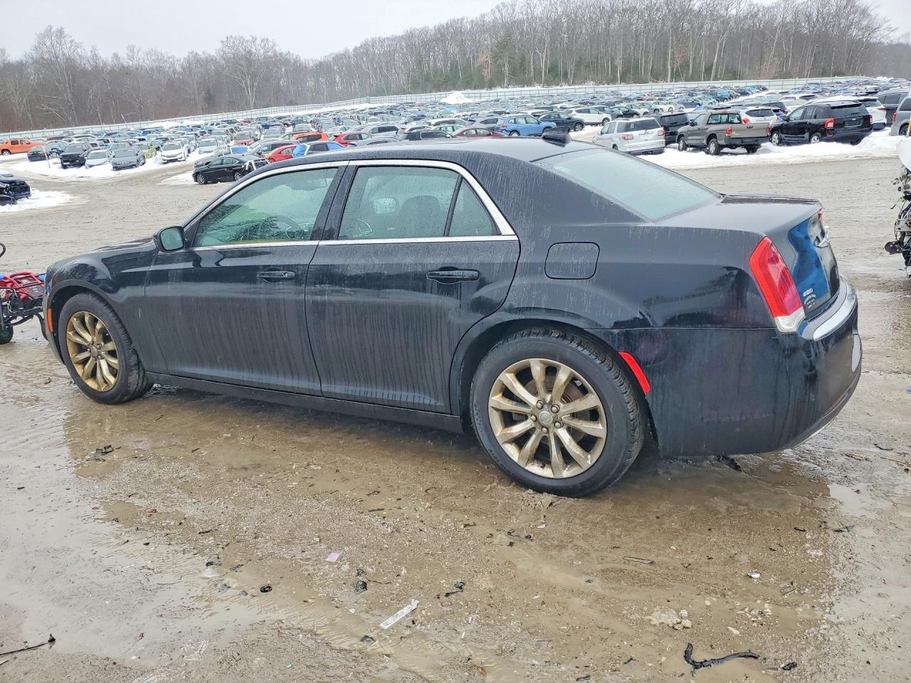 2016 CHRYSLER 300