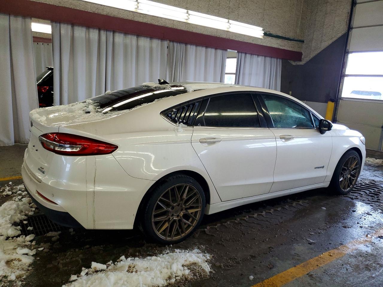 2019 FORD FUSION