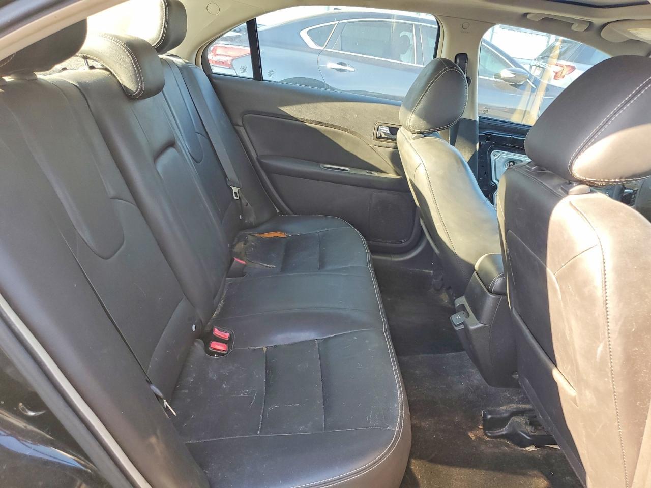 2011 FORD FUSION