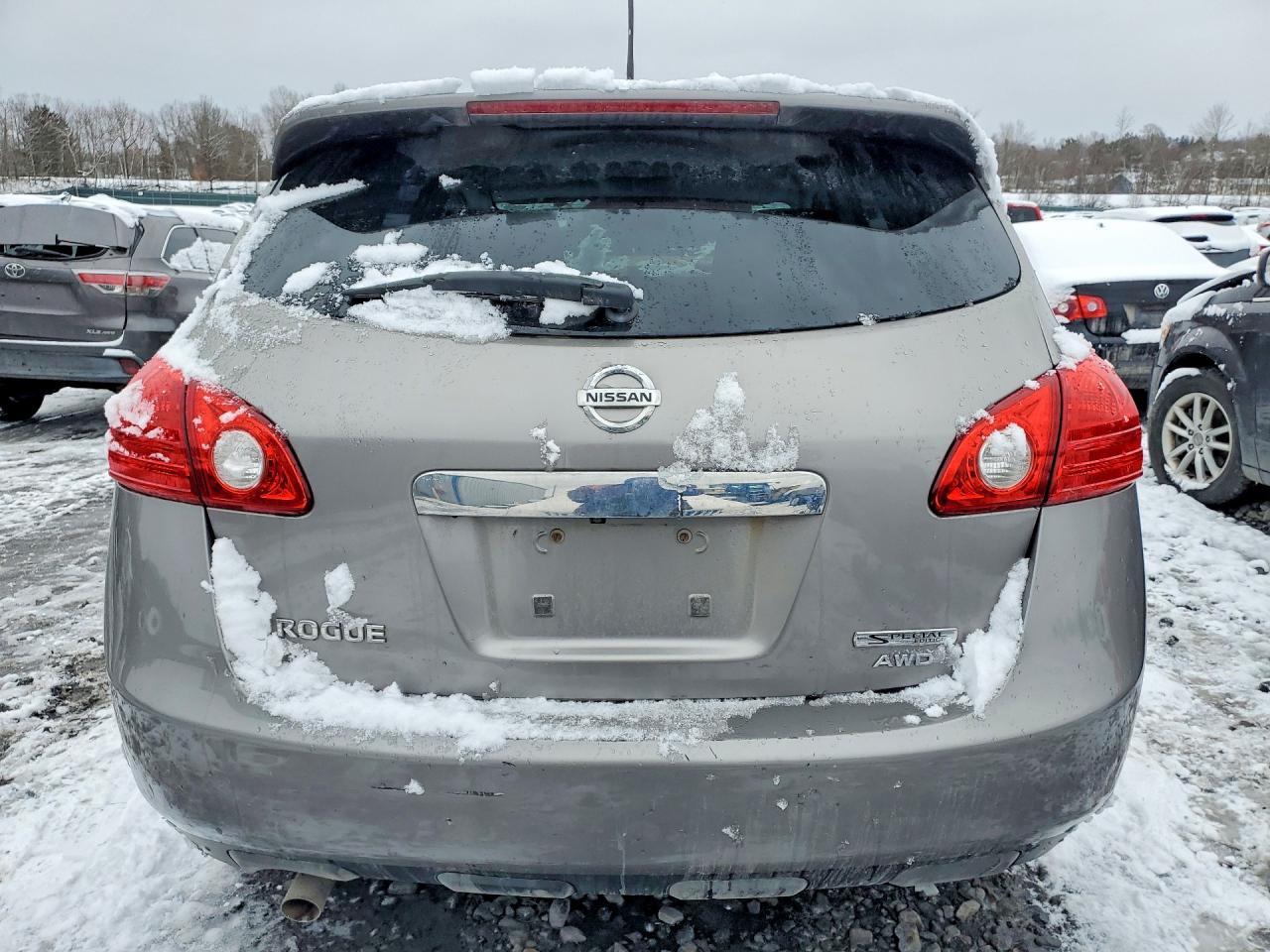 2012 NISSAN ROGUE