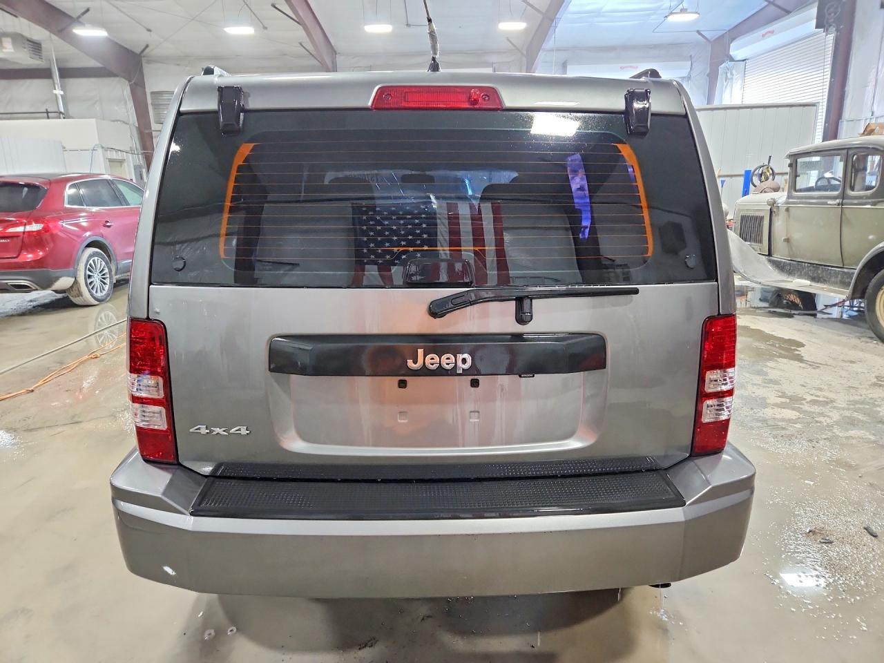 2012 JEEP Liberty