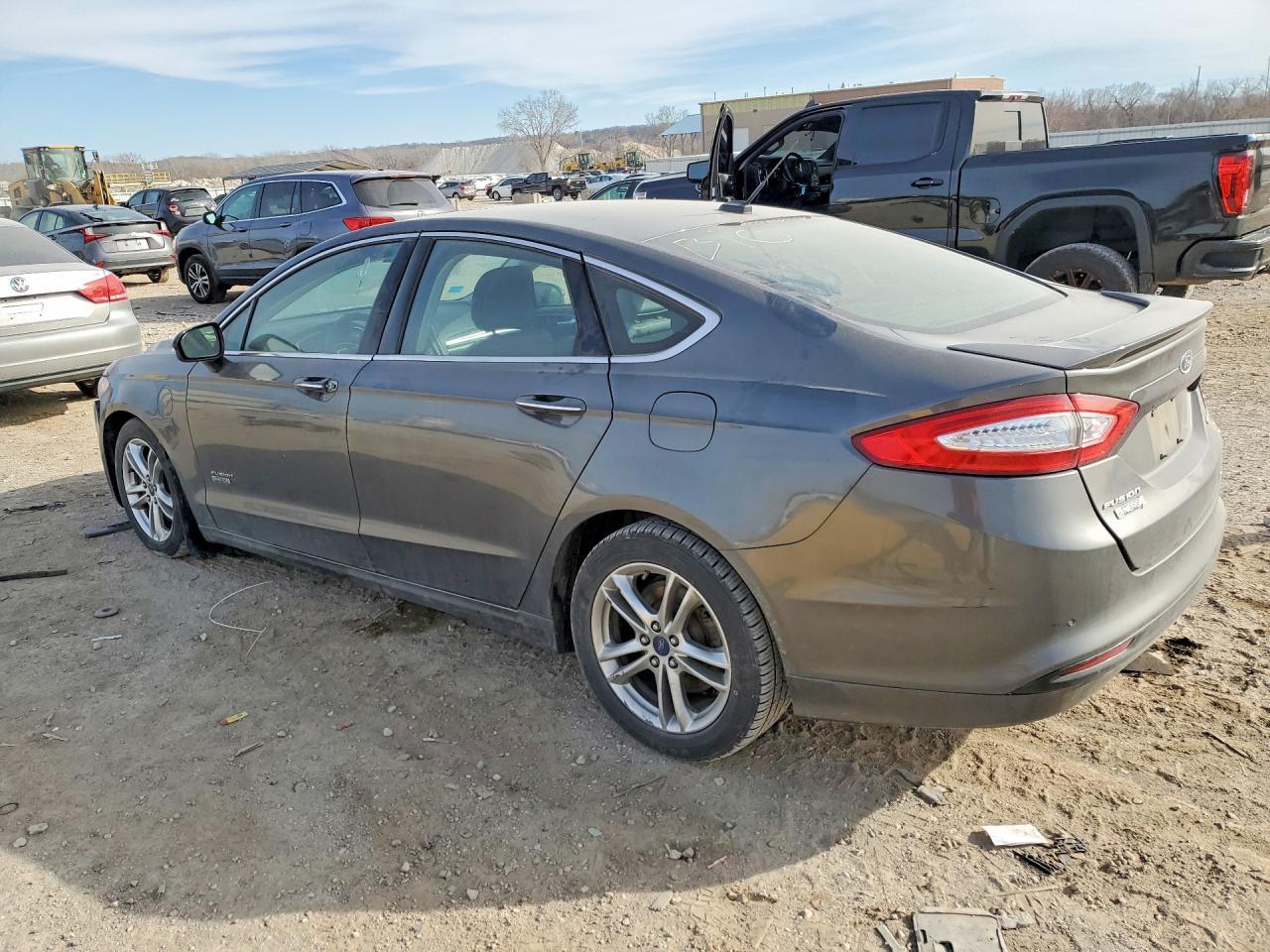 2016 FORD FUSION