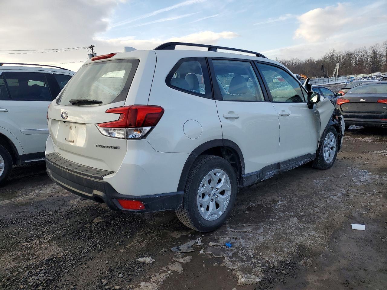 2019 SUBARU FORESTER