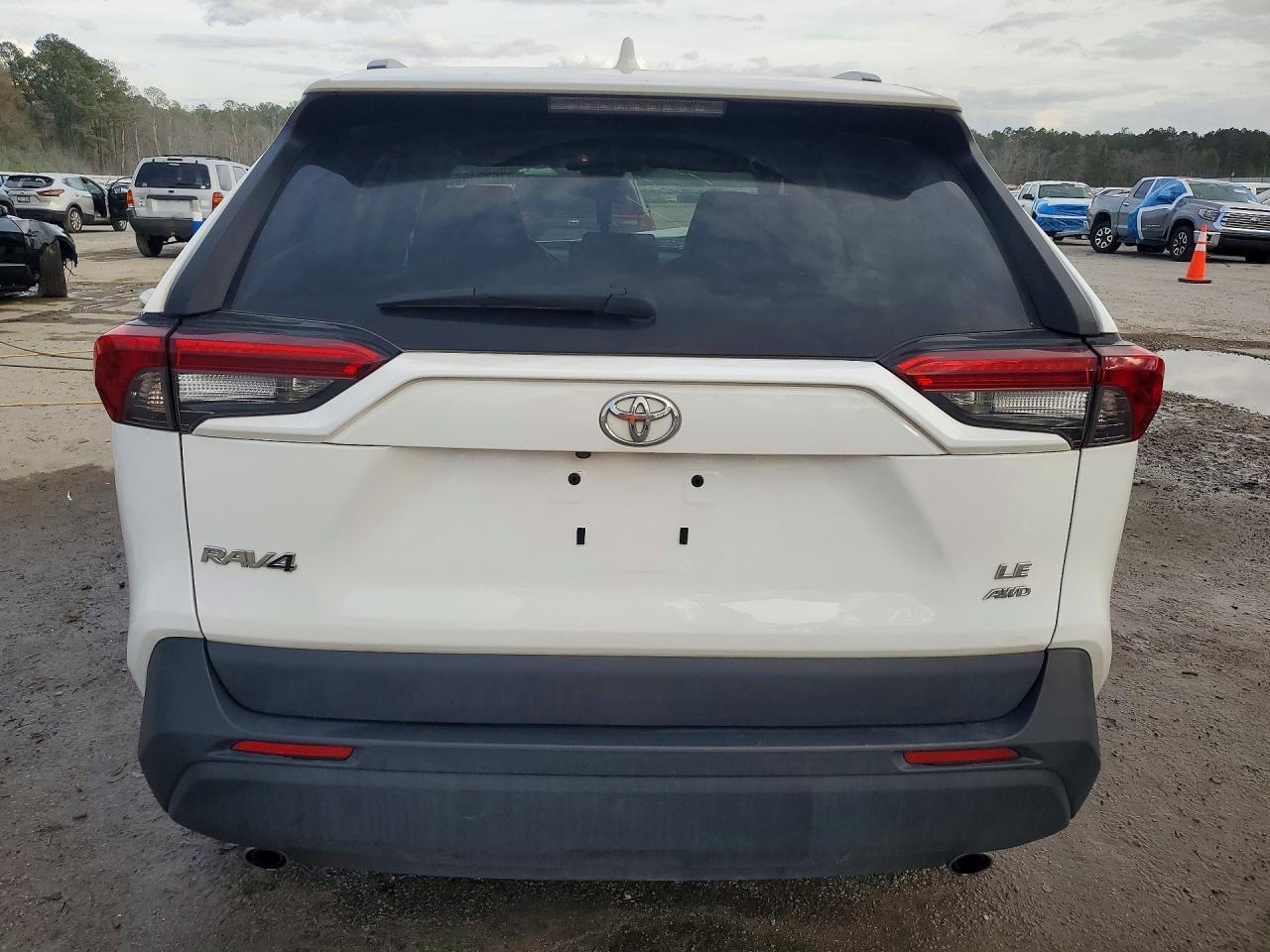 2020 TOYOTA RAV4