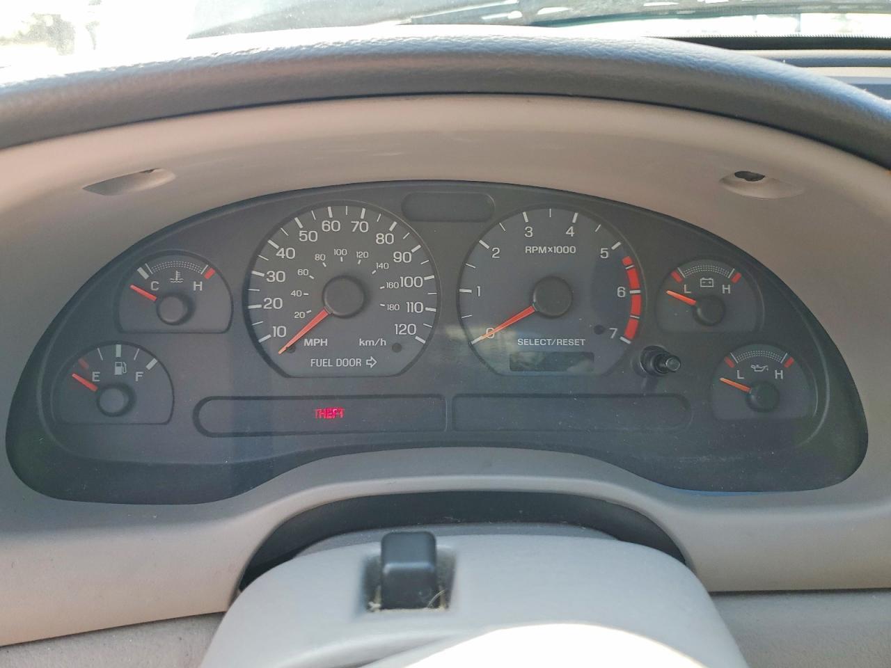 2004 FORD MUSTANG