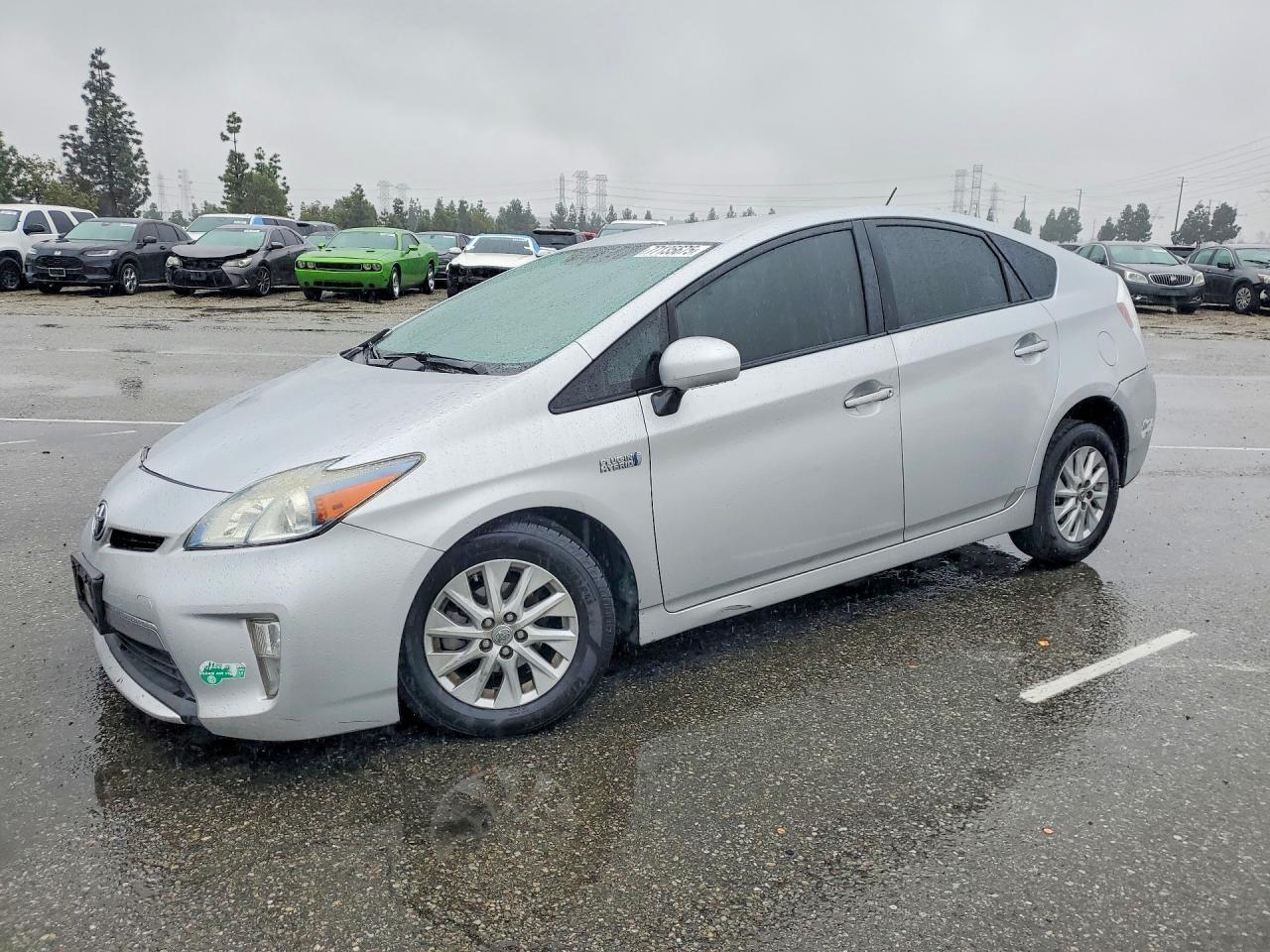 2014 TOYOTA Prius Plug-In