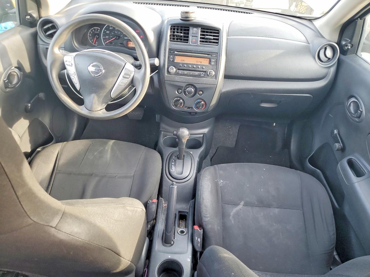 2015 NISSAN VERSA