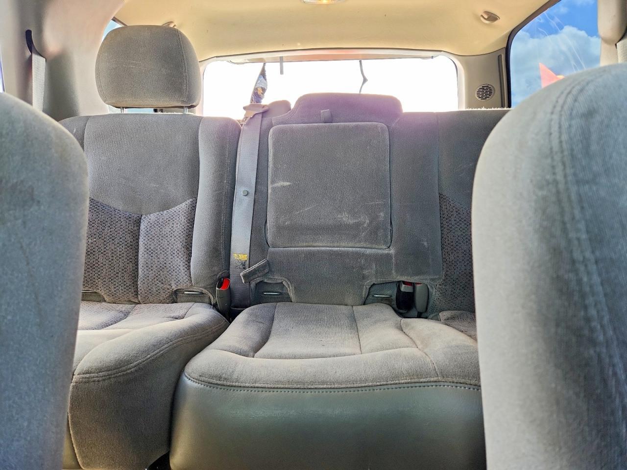 2003 CHEVROLET Tahoe