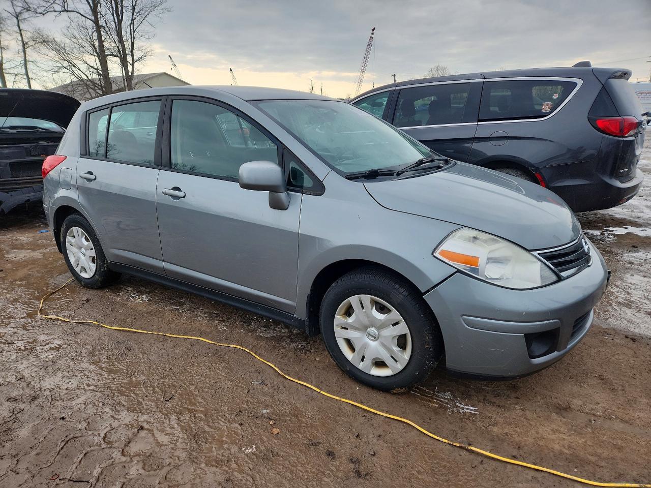 2010 NISSAN VERSA