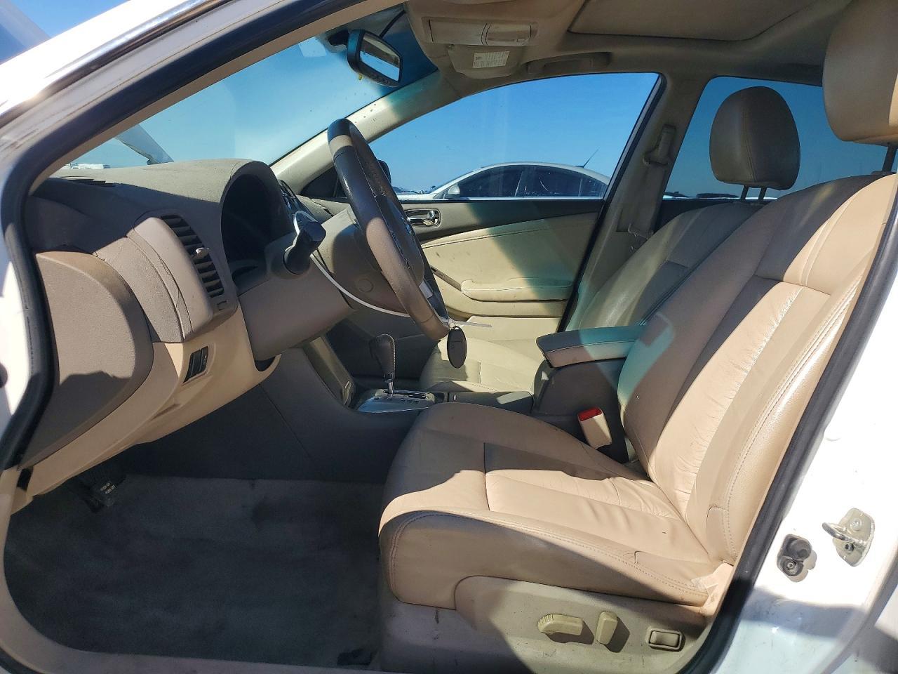 2011 NISSAN ALTIMA