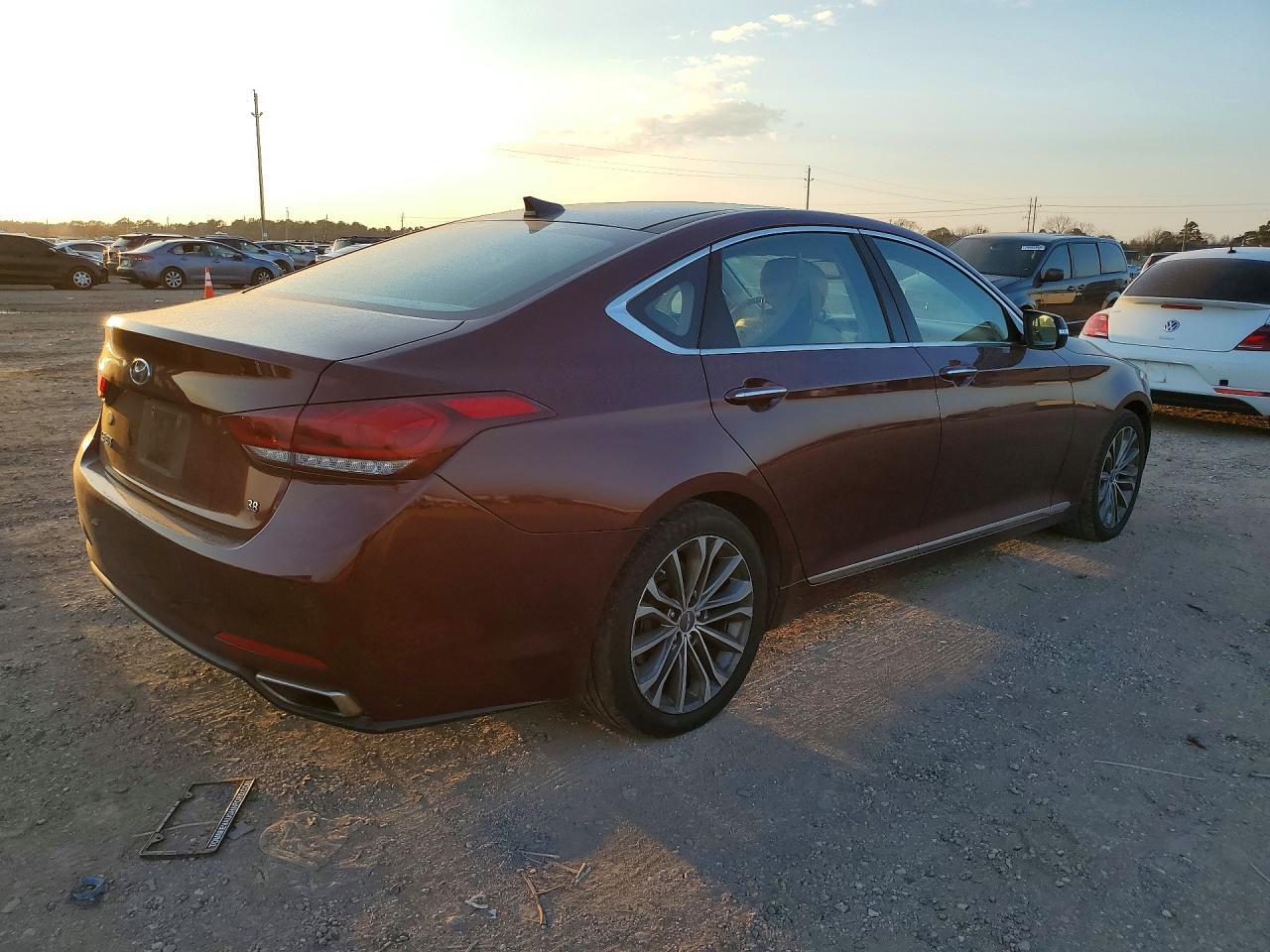 2016 HYUNDAI GENESIS