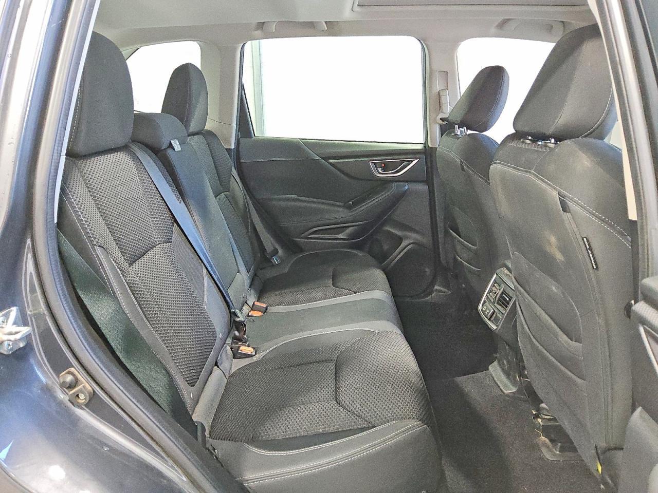 2023 SUBARU FORESTER