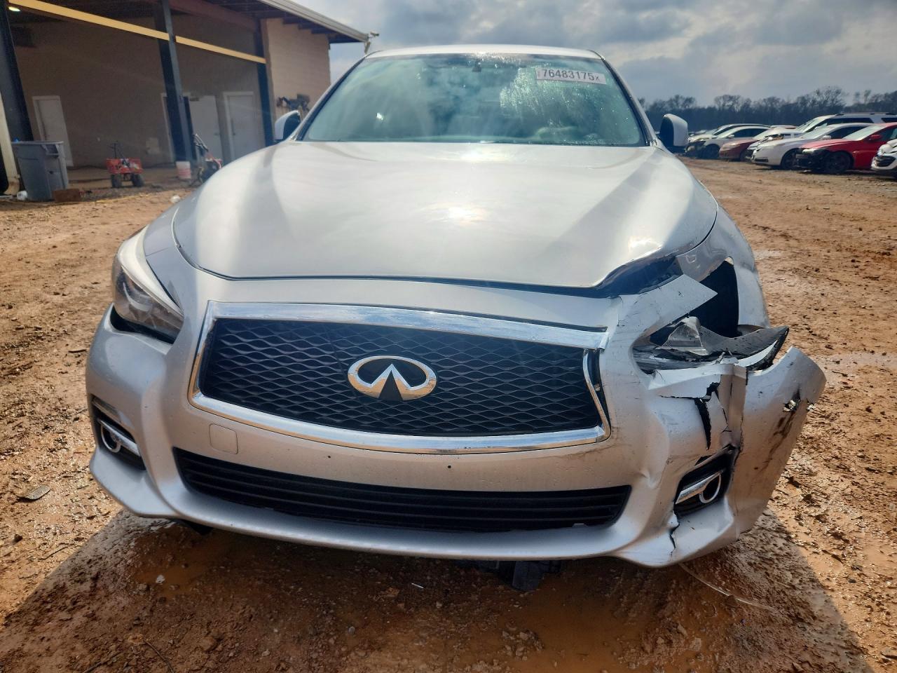 2015 INFINITI Q50