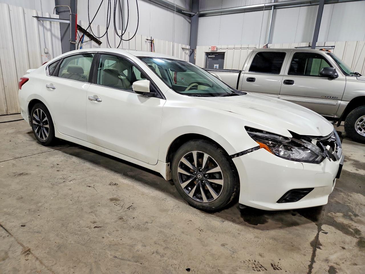 2016 NISSAN ALTIMA