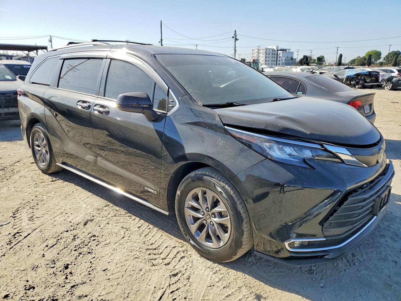 2021 TOYOTA SIENNA