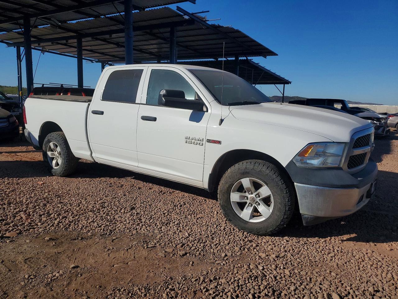 2014 RAM 1500 ST