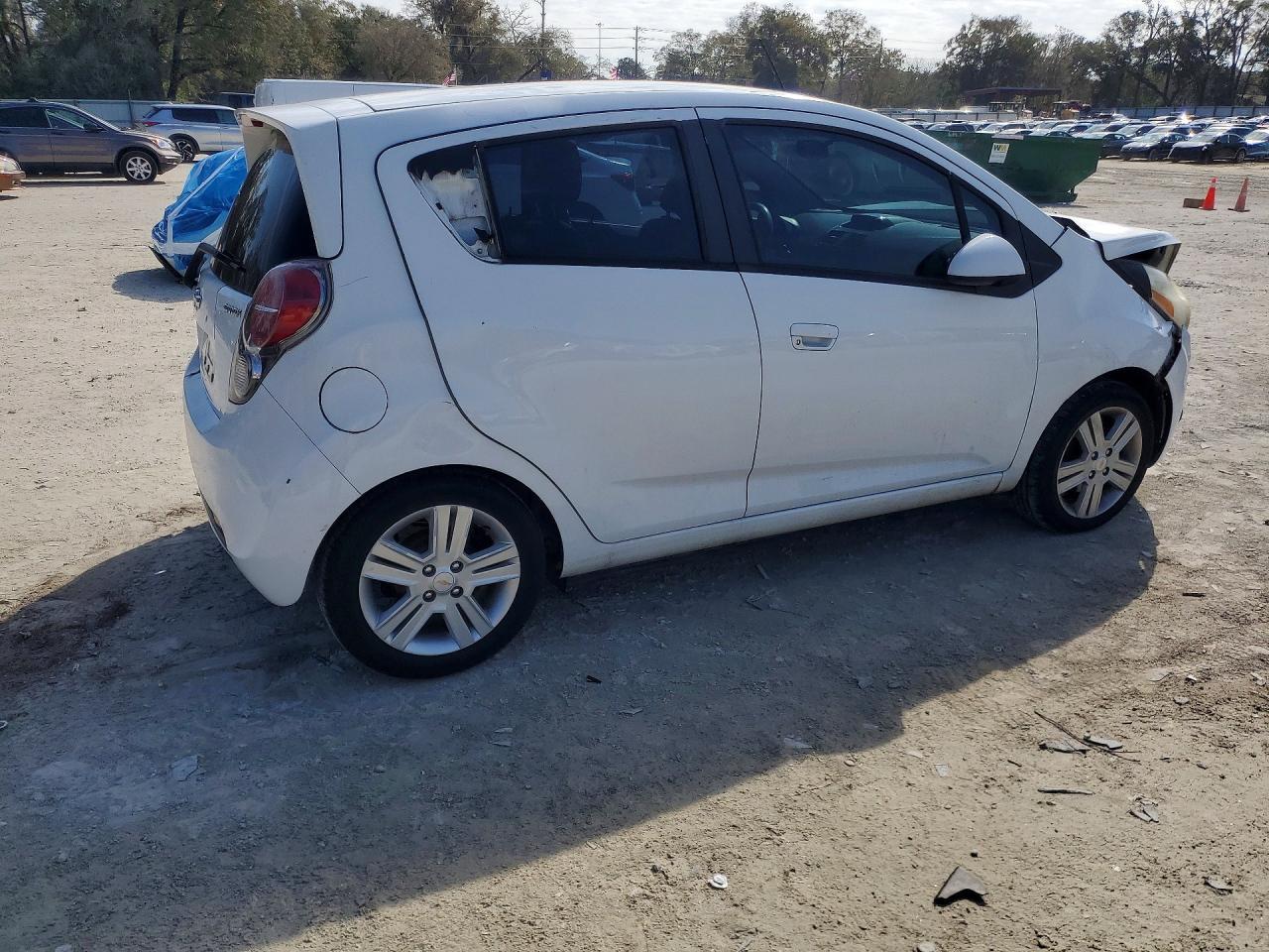 2013 CHEVROLET Spark