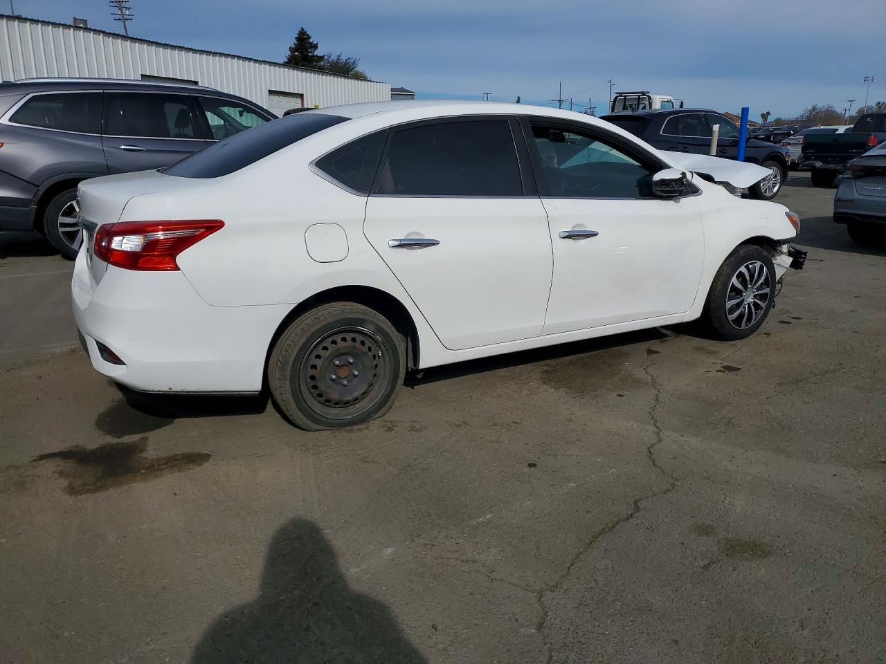 2016 NISSAN SENTRA
