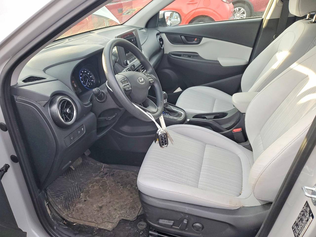 2023 HYUNDAI Kona