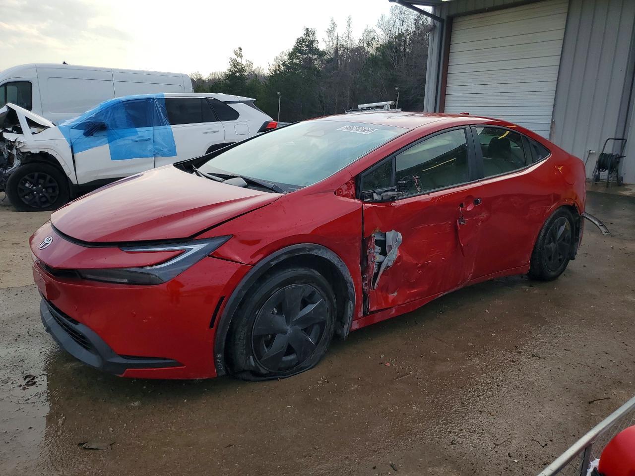 2025 TOYOTA PRIUS