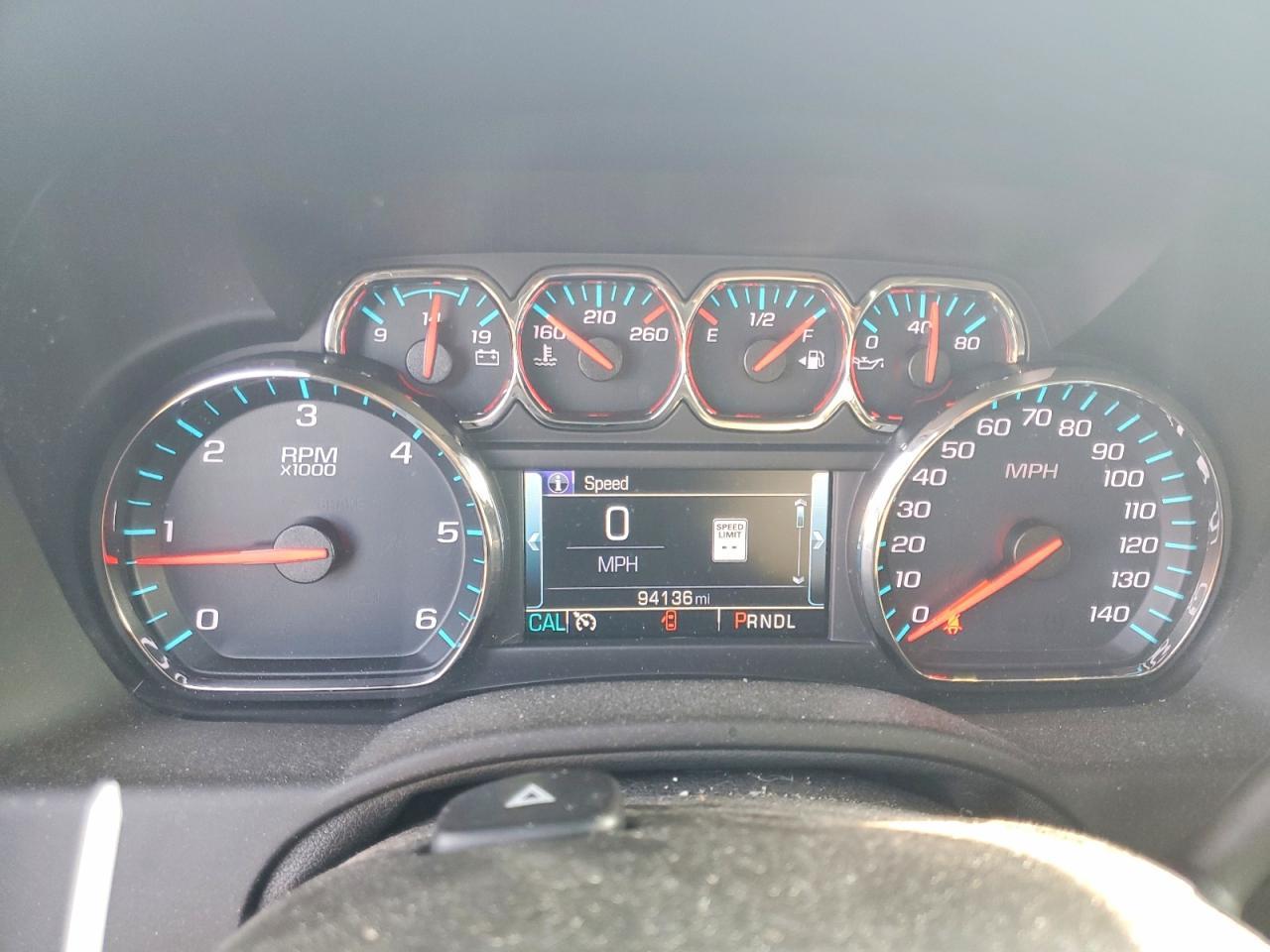 2018 CHEVROLET Suburban